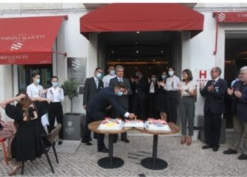 Corpo Santo Lisbon Historical Hotel comemora quatro anos com momento dedicado aos hóspedes e equipa
