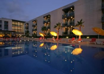 Hotel Golden Residence soma distinções