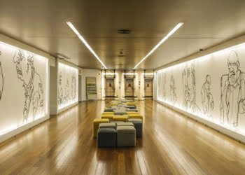 Melhor Holiday Inn da Europa fica em Gaia