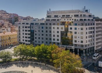 Hotel Mundial comemora 63º aniversário com olhos no futuro