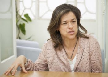 “Há necessidade de capitalizar o próprio turista” com “estímulos para que fique na nossa hotelaria”