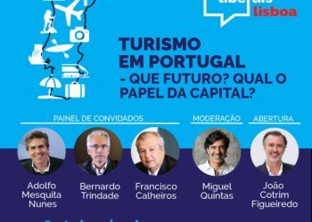 Adolfo Mesquita Nunes, Bernardo Trindade e Francisco Calheiros em debate da Iniciativa Liberal sobre Turismo