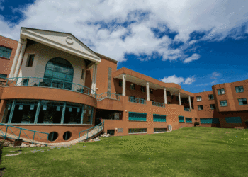 Les Roches realizam série de webinares entre 10 e 14 de maio