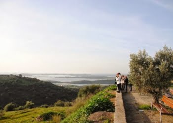 INE: Turismo mantém recuperação em julho sobretudo devido a residentes