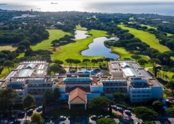 Onyria Quinta da Marinha Hotel é finalista dos M&IT Awards no Reino Unido