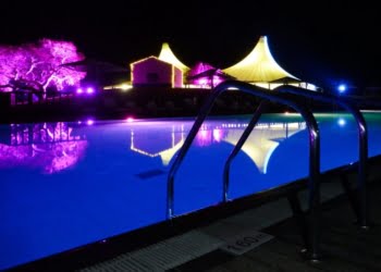 As festas chegaram e as ruas já se vestiram a rigor