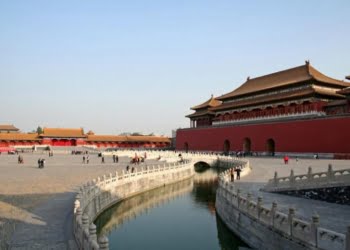 Coronavírus: Centro Europeu de Controlo de Doenças emite recomendações sobre viagens