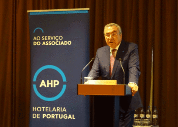 AHP defende vacinação prioritária da população do Algarve para acelerar retoma do turismo