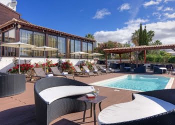 São Rafael Villas, Apartments & Guesthouse passa chamar-se São Rafael Holidays