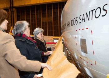 Ary dos Santos dá nome a A320neo da TAP