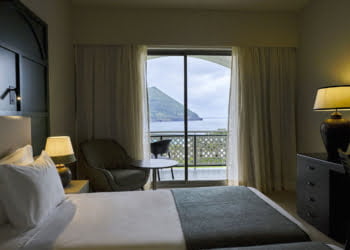 Estudo indica estratégias de preços divergentes para hotéis e alojamento local durante pandemia