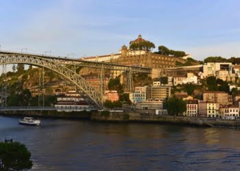 Pestana Vintage Porto sugere “Feira do Douro” by The Douro Boys