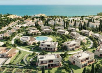 Amazing Evolution lança campanha “Aqui há sempre sol”