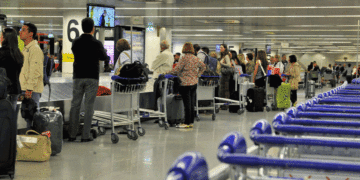 IATA: procura doméstica em março cresce mas viagens internacionais continuam bloqueadas