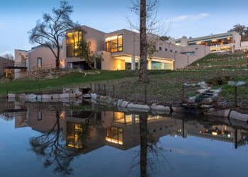 Aqua Village Resort com 13 distinções nos Haute Grandeur Global Excellence Awards