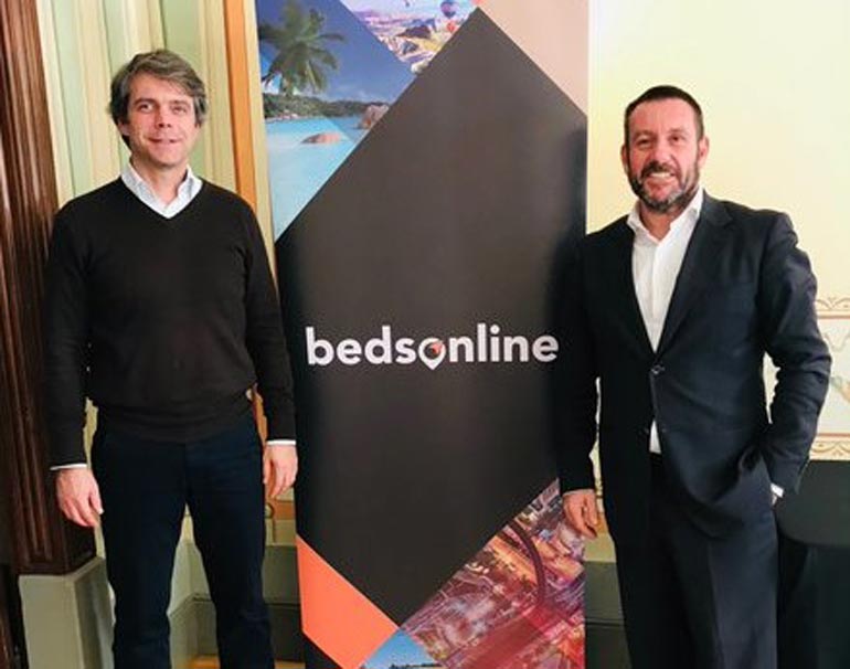 apresentou às agências de viagens portuguesas a sua nova