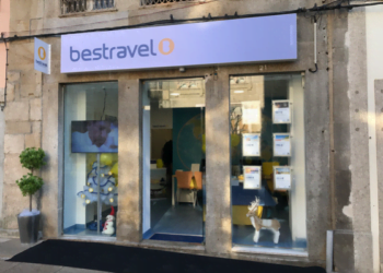 Bestravel reabre agência em Chaves