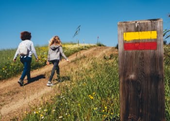 Algarve marca presença na Fitur com turismo criativo, turismo de natureza e atividades ao ar livre