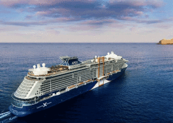 Celebrity Cruises estende a suspensão das operações até 30 de abril
