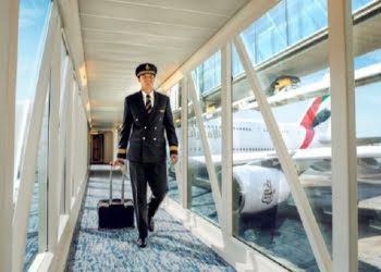 Emirates procura pilotos que queiram levantar voo na sua carreira e desfrutar do estilo de vida do Dubai