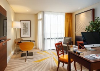 “Work Away”: Lisbon Marriott transforma quartos em escritórios