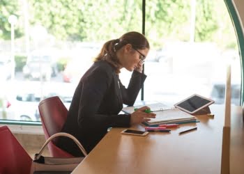 Sommet Education em parceria com OMT e IE University para acelerar educação online em hotelaria