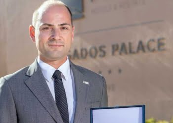 Marcos Sousa conquista título de Melhor Diretor de Hotel