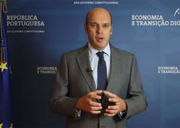 Ministro da Economia acredita que é possível um equilíbrio entre “necessidade de viajar” e “uma melhor gestão dos recursos”