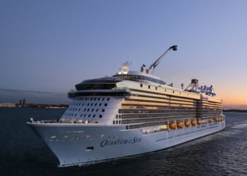 Royal Caribbean estende as partidas em Singapura até junho de 2021