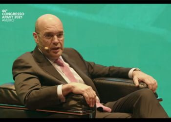 Congresso APAVT:  “Não vale a pena termos um aeroporto muito significativo se não tivermos TAP”
