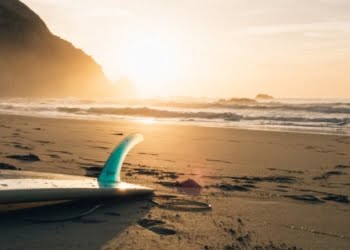 Universidade do Algarve estuda o produto Surf em Aljezur