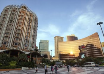 Receitas dos casinos de Macau caem 34,5% em Julho
